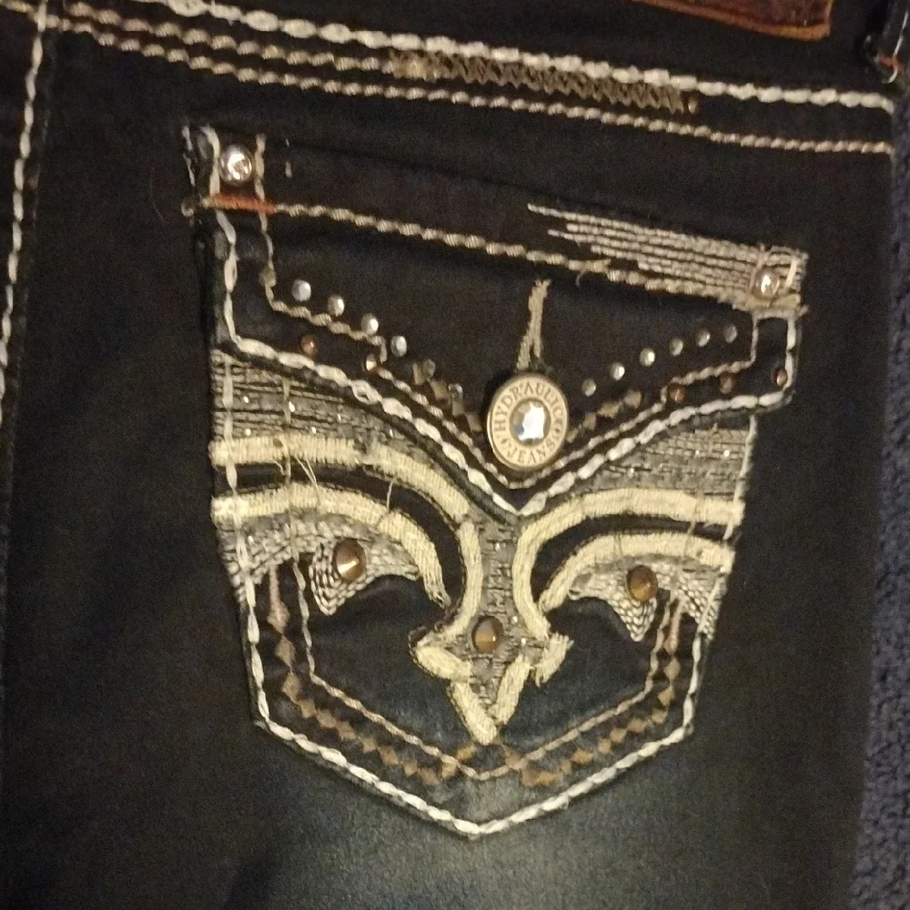 Hydraulic Women's Black Skinny Jeans with Contrast Stitching - Picture 10 of 11